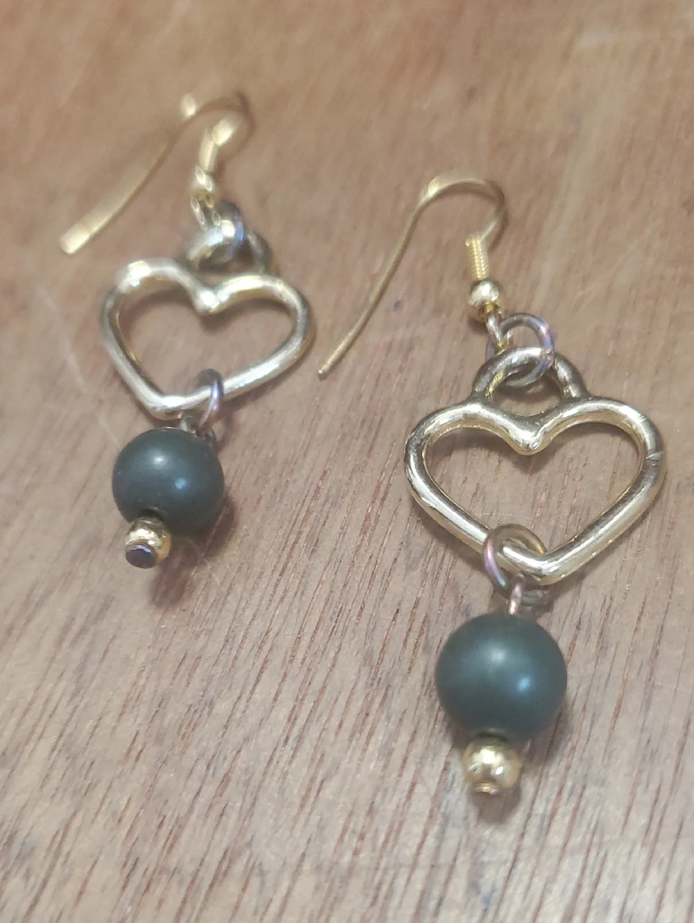 Gold Heart Drop Earrings with Dark Green Beads D